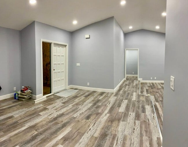 Building Photo - 4497 Sugar Pine Dr