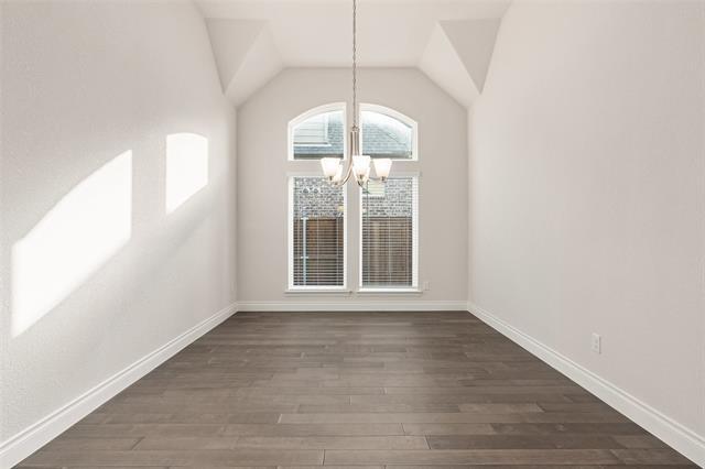 Building Photo - 1601 Red Rose Trl