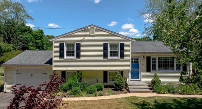 Building Photo - 49 Stannard Ave