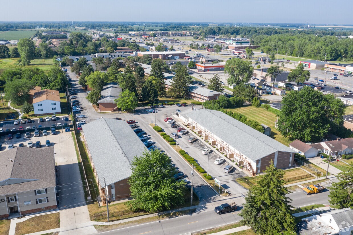 Tower on the Maumee - 200 N Saint Clair St Toledo, OH 43604 | Apartments.com, image size:1240x826