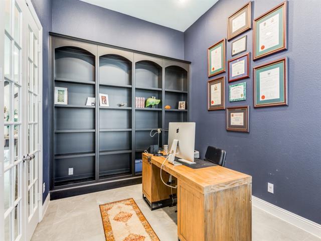 Foto del edificio - 6001 Firefox Ln