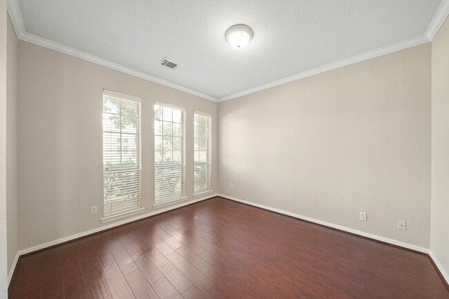 Building Photo - 16007 Berkshire Manor Ln