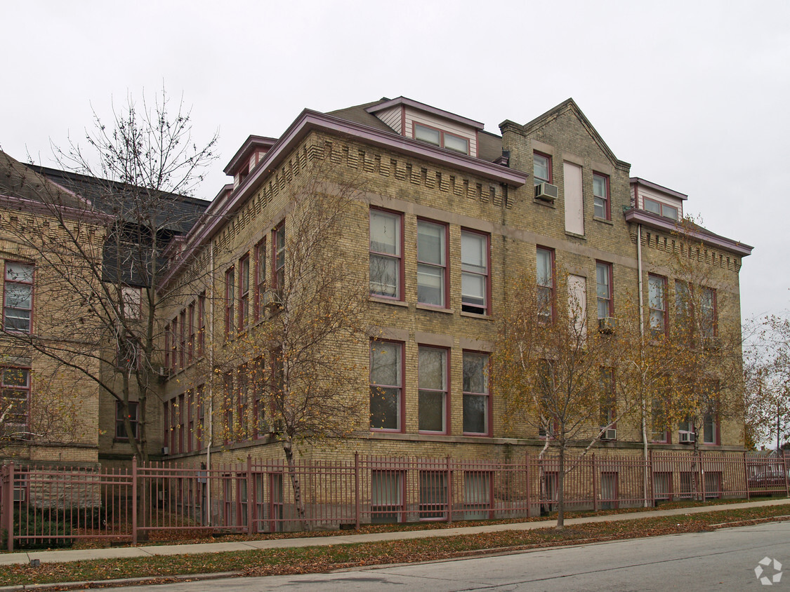 Foto del edificio - Lincoln School Historic Apartments