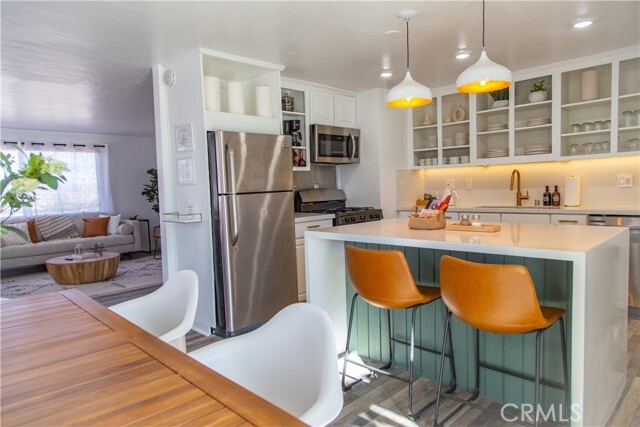 Foto del edificio - 5749 Halsey Ave