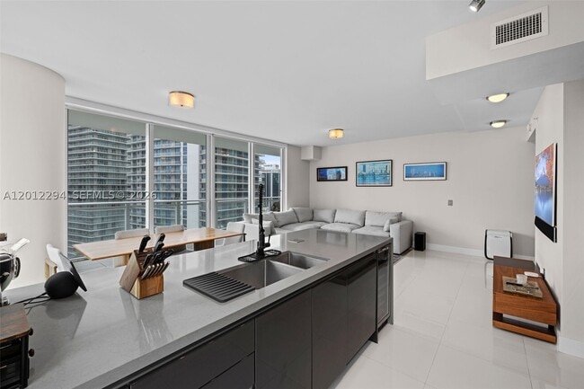 Foto del edificio - 1080 Brickell Ave