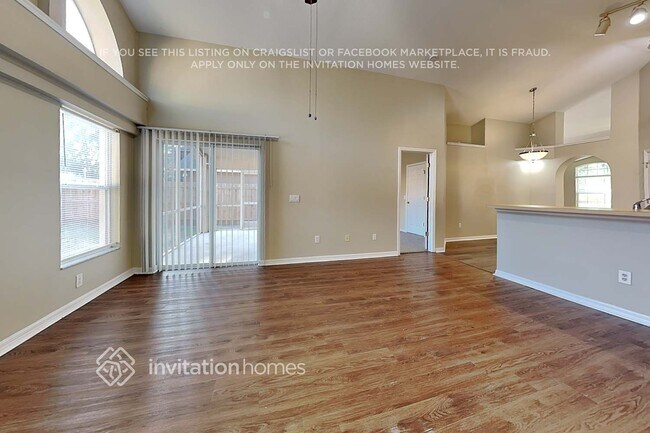 Building Photo - 6805 Waterton Dr