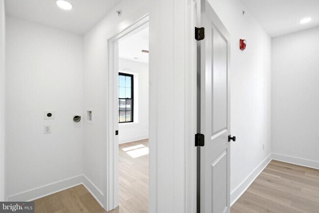 Foto del edificio - 1720 N 24th St
