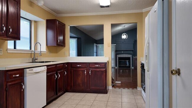Foto del edificio - 12331 Yarmont Way
