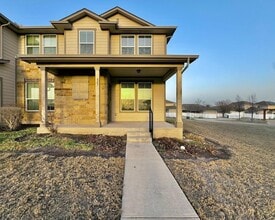 Building Photo - 417 Katmai Cir