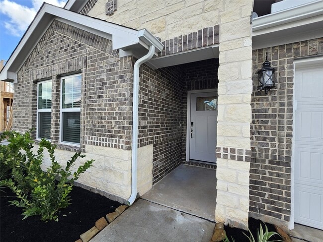 Building Photo - 2506 Good Morrow Dr