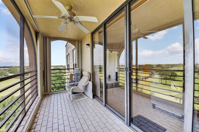 Foto del edificio - 7129 Promenade Dr