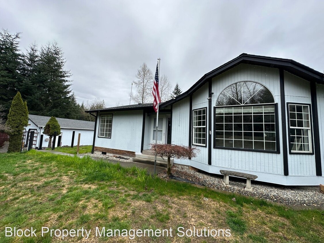3 br, 2 bath House 18920 217th Ave E House Rental in Orting, WA