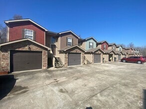 Building Photo - 1732 Thistlewood Dr