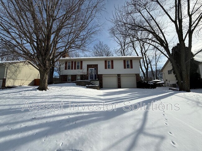 Foto del edificio - 8013 N Congress Ave