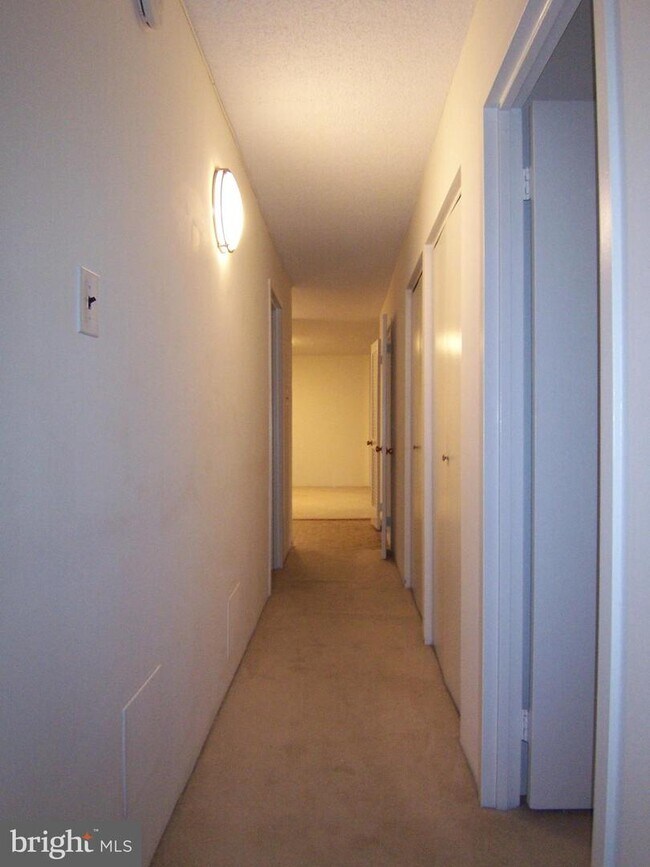 Building Photo - 5300 Holmes Run Pkwy