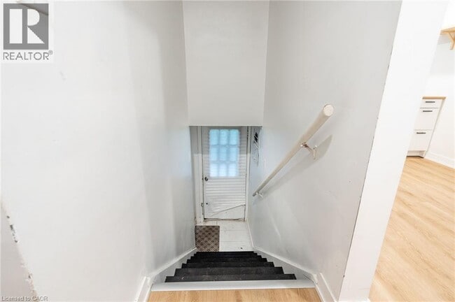 Photo du bâtiment - 13 Henry St