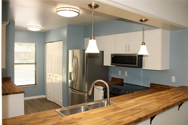 Foto del edificio - 5412 11th St Cir E