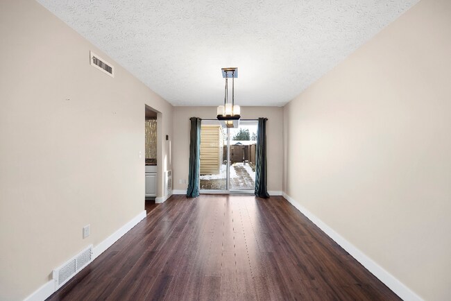Foto del edificio - 7050 Chillicothe Rd