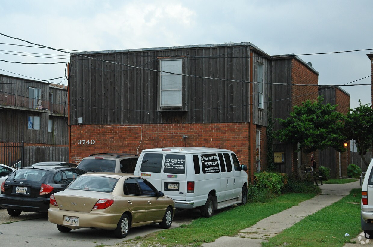 3740 Division St, Metairie, LA 70002 Apartments in Metairie, LA