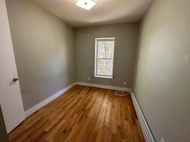 Building Photo - 4 bedroom in BROOKLYN NY 11226