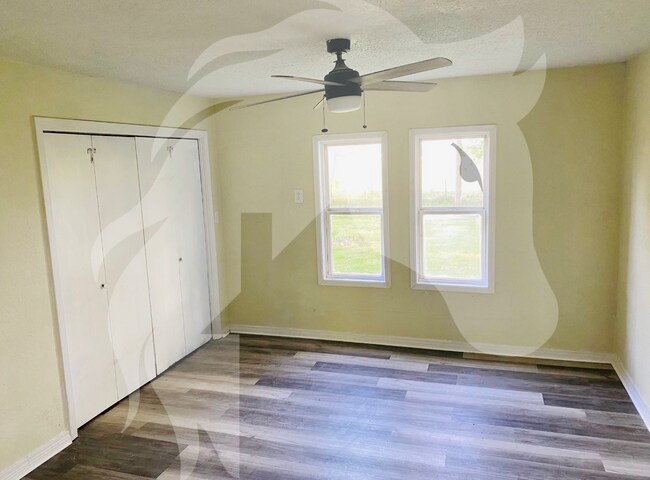 Foto del edificio - 208 E Ponca St