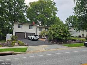 Building Photo - 9425 Farewell Rd