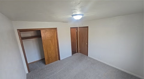Building Photo - 119 Southview Dr