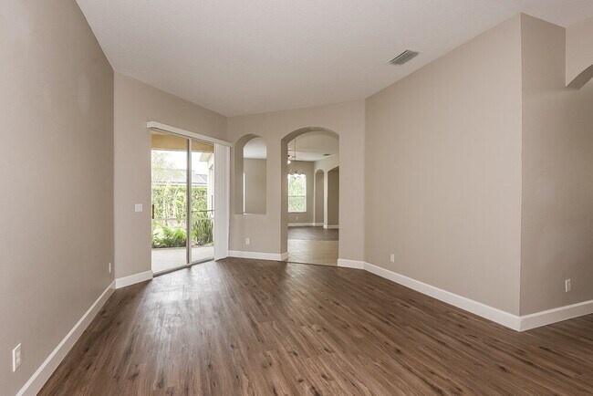 Foto del edificio - 9104 63rd Ct E