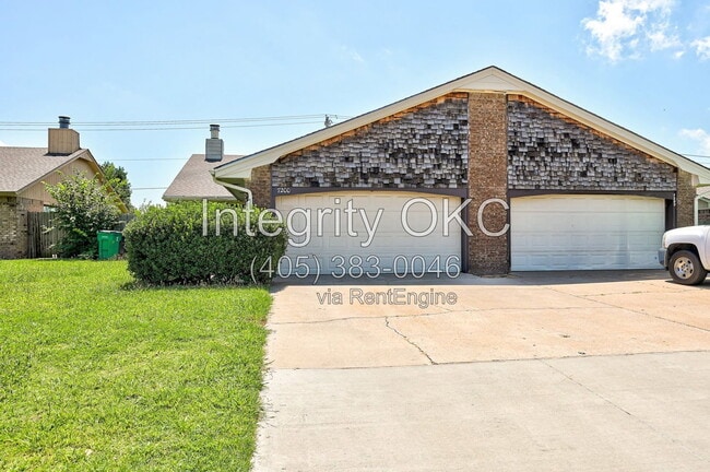 Building Photo - 7200 NW 115th St