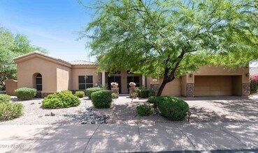 Building Photo - 5416 E Hashknife Rd