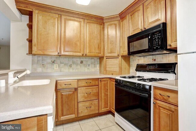 Foto del edificio - 9111 Gracious End Ct
