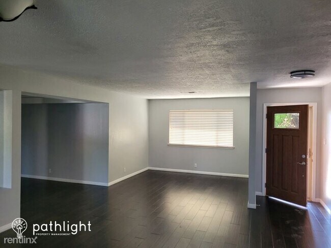 Foto del edificio - 3 br, 2 bath House - 4005 Parsifal Street ...