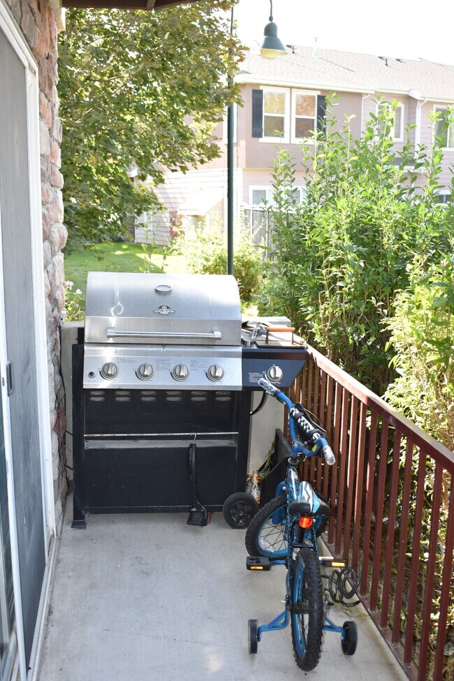 Building Photo - 14052 S Sonora Way