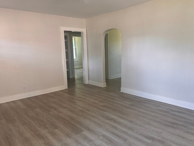 Building Photo - 2829 Ranger Dr