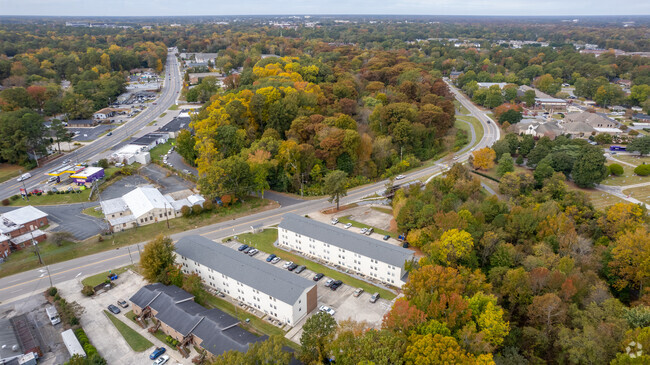 Aerial Photo - Chancellor on 5th