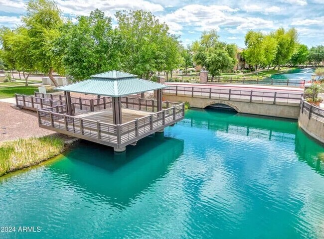 Foto del edificio - Towns at Annecy [Condos]