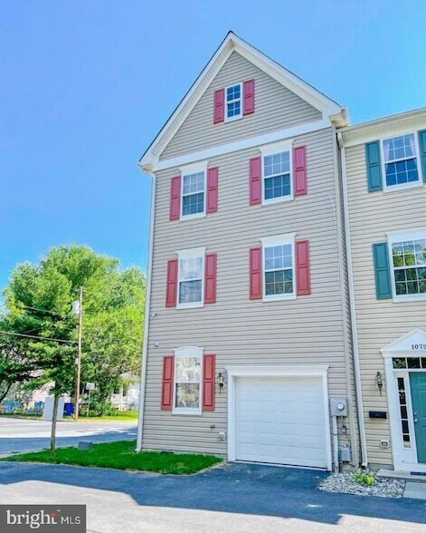 Foto del edificio - 107 Burck St