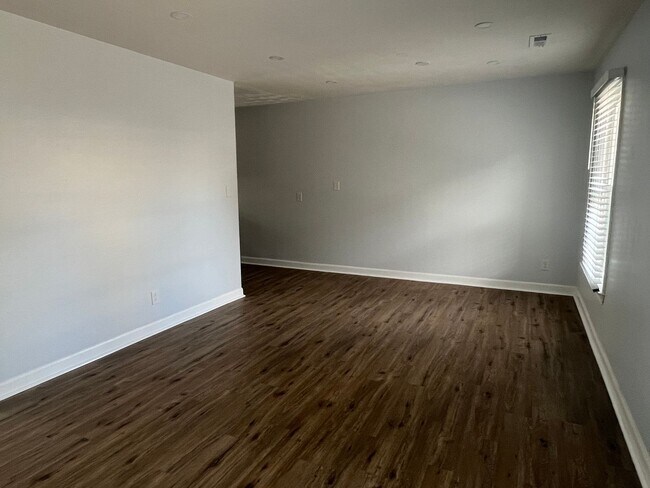 Foto del edificio - 98 Chautauqua Ave