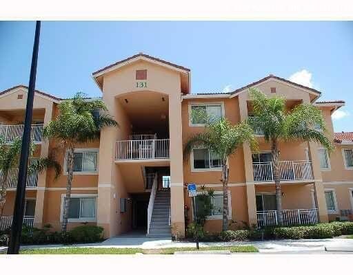 Primary Photo - 201 SW Palm Dr