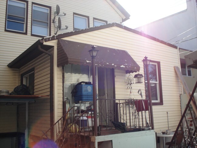 Rear of Building 1 - 2015 Summit Ave