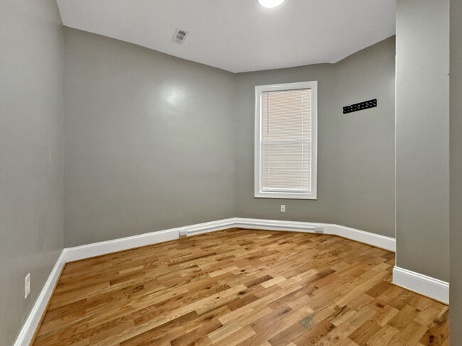 Foto del edificio - 2265 Reisterstown Rd