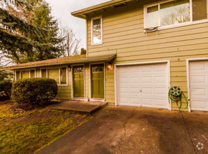 Building Photo - 2897-2899 Applewood Ln
