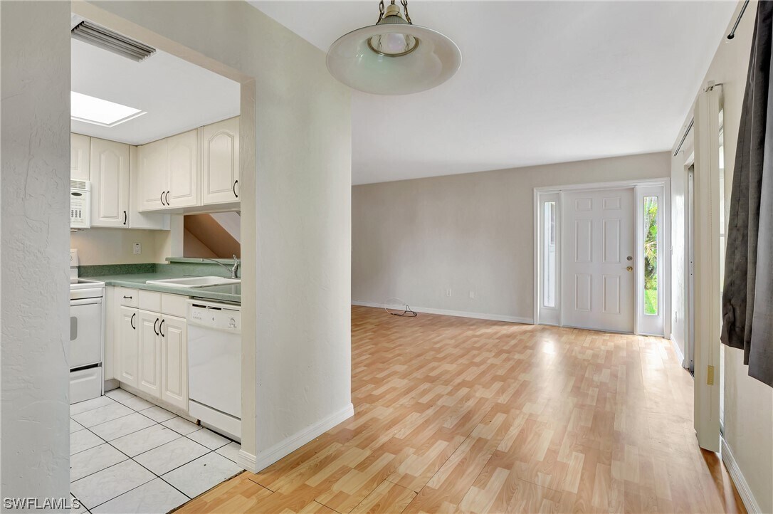 Primary Photo - 3291 Prince Edward Island Cir