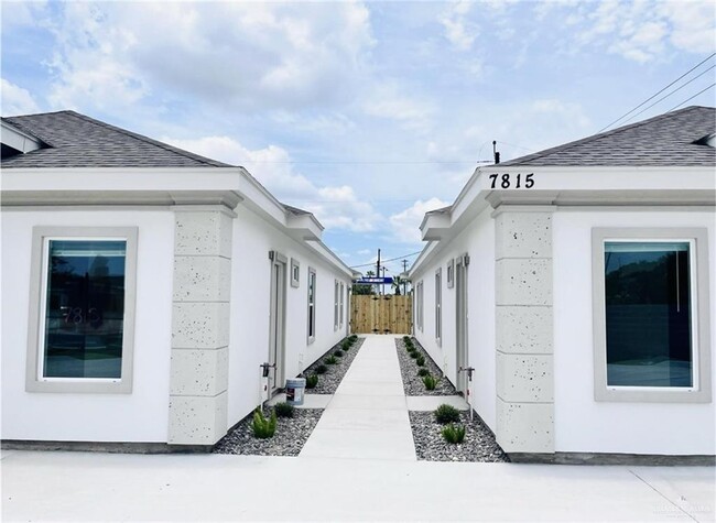 Building Photo - 12 N 58th St