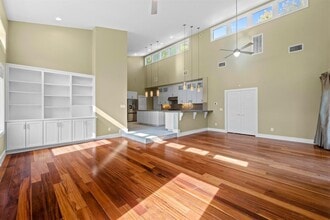 Building Photo - 2609 Oak Haven Dr