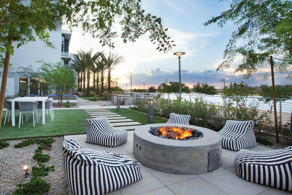 Primary Photo - 260 E Rio Salado Pkwy