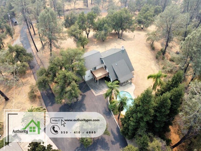 Building Photo - 16436 Sky ln, Pool & Pool service, Gated/P...