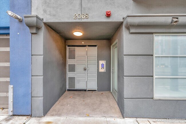 Foto del edificio - 2068 3rd St