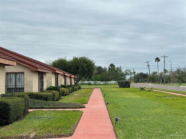 Foto del edificio - 2212 N Mayberry St