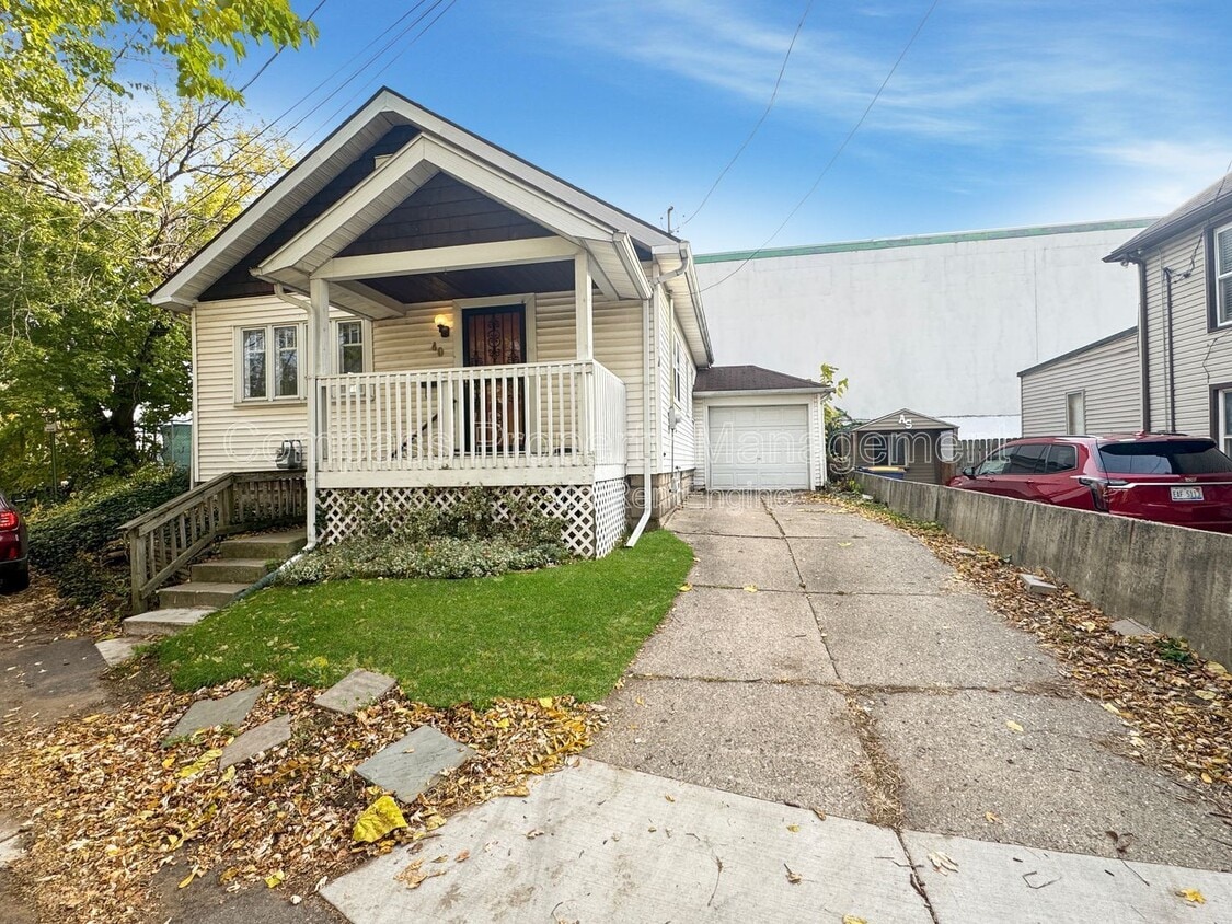 Foto principal - 40 Page St NE